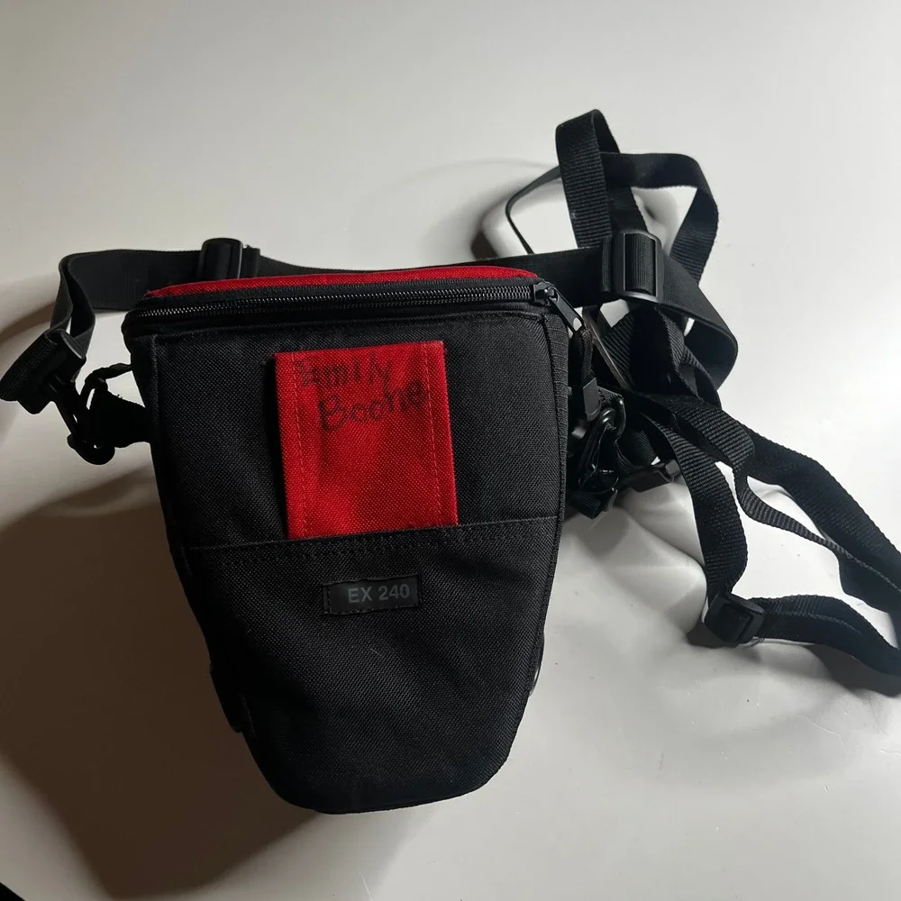 Lowepro EX 240 Camera Bag Red Black Digital SLR Holster Case Shoulder Strap